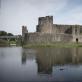 Замки Эдуарда I Уэльс, Великобритания Остров Англси - замок Бомарис и городок Лланвайр-Пуллгуингилл